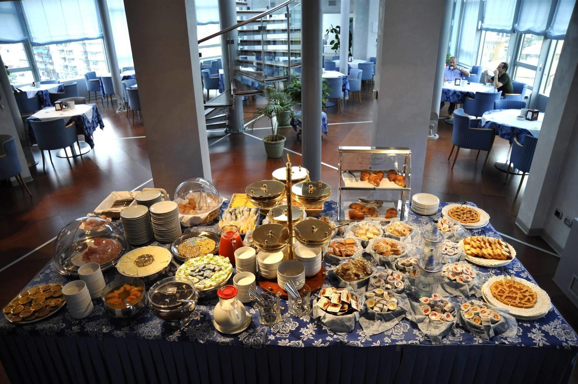 Sam Hotel Monfalcone Kültér fotó